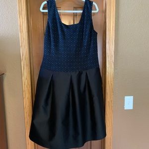 St. John Navy and Black Midi Dress
